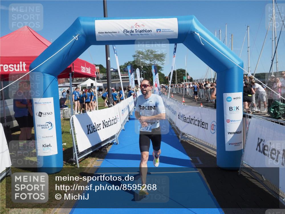 17.08.2025 - KN Förde Triathlon 2025 MichiJ http://msf.ph/oto/8595268 17.08.2025 12:04:03 Laufen 307, 608 meine-sportfotos.de
