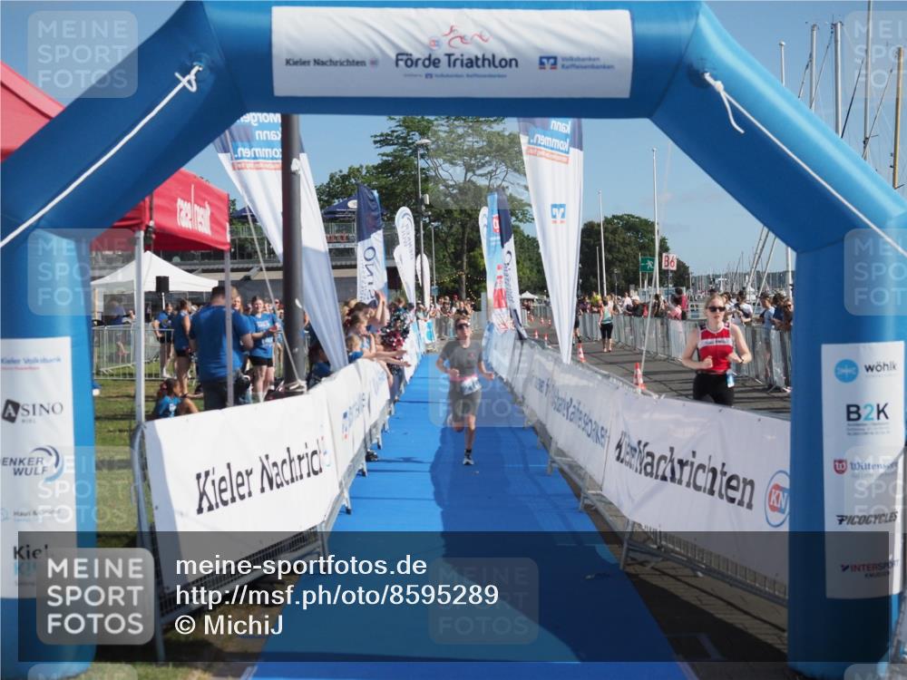 17.08.2025 - KN Förde Triathlon 2025 MichiJ http://msf.ph/oto/8595289 17.08.2025 10:39:23 Laufen 210 meine-sportfotos.de