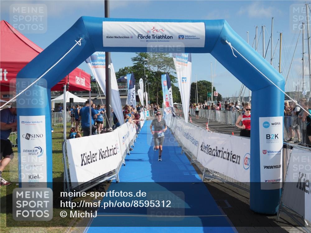 17.08.2025 - KN Förde Triathlon 2025 MichiJ http://msf.ph/oto/8595312 17.08.2025 10:39:23 Laufen 210 meine-sportfotos.de