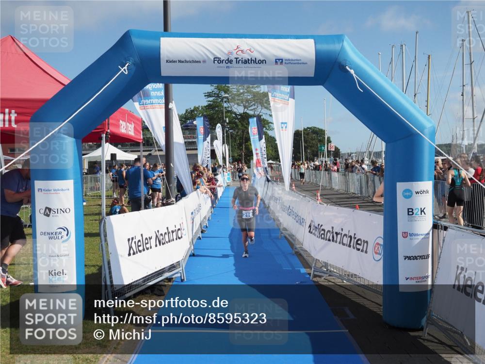 17.08.2025 - KN Förde Triathlon 2025 MichiJ http://msf.ph/oto/8595323 17.08.2025 10:39:24 Laufen 210 meine-sportfotos.de