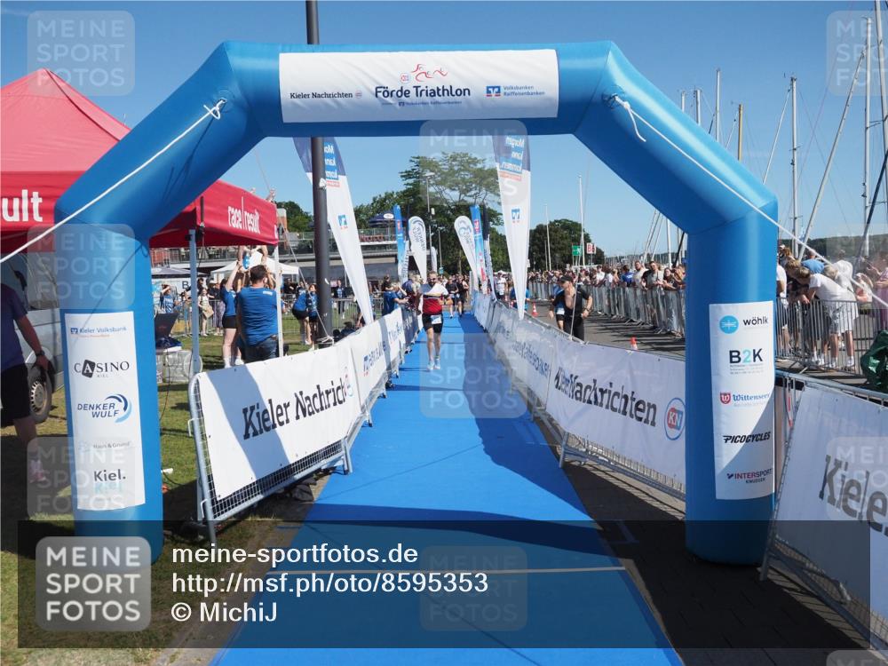 17.08.2025 - KN Förde Triathlon 2025 MichiJ http://msf.ph/oto/8595353 17.08.2025 12:04:30 Laufen 306 meine-sportfotos.de