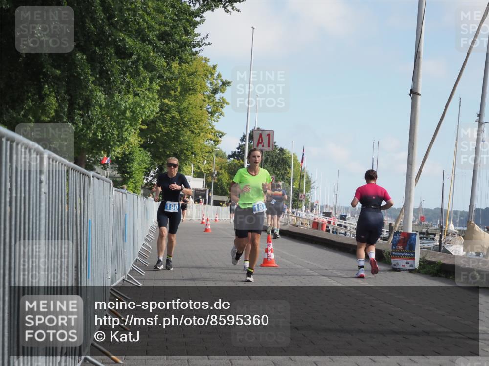 17.08.2025 - KN Förde Triathlon 2025 KatJ http://msf.ph/oto/8595360 17.08.2025 10:24:13 Laufen 187, 190, 223 meine-sportfotos.de