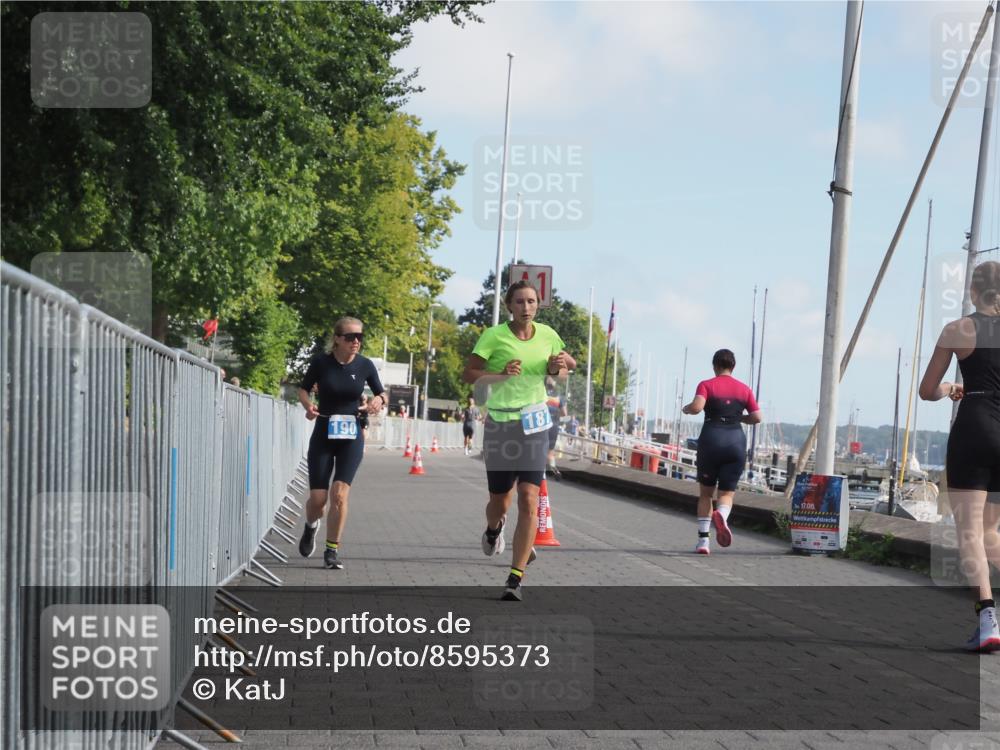 17.08.2025 - KN Förde Triathlon 2025 KatJ http://msf.ph/oto/8595373 17.08.2025 10:24:13 Laufen 187, 190, 223 meine-sportfotos.de