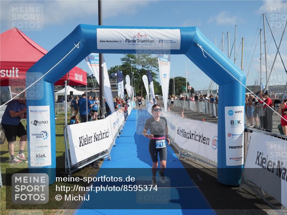 17.08.2025 - KN Förde Triathlon 2025 MichiJ http://msf.ph/oto/8595374 17.08.2025 10:39:25 Laufen 210 meine-sportfotos.de
