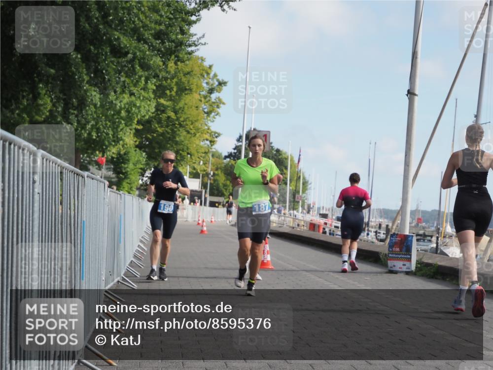 17.08.2025 - KN Förde Triathlon 2025 KatJ http://msf.ph/oto/8595376 17.08.2025 10:24:13 Laufen 187, 190, 223 meine-sportfotos.de