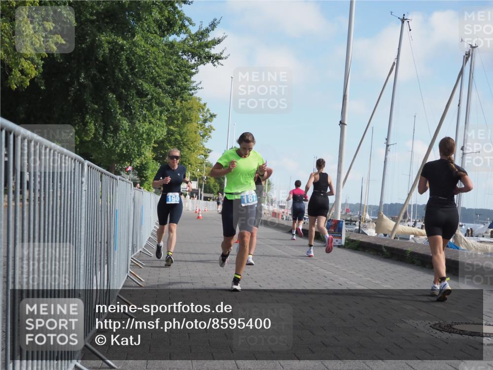 17.08.2025 - KN Förde Triathlon 2025 KatJ http://msf.ph/oto/8595400 17.08.2025 10:24:15 Laufen 187, 190, 223 meine-sportfotos.de