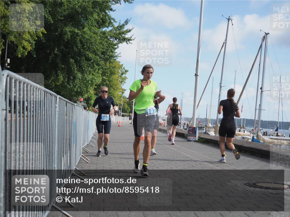 17.08.2025 - KN Förde Triathlon 2025 KatJ http://msf.ph/oto/8595418 17.08.2025 10:24:15 Laufen 187, 190, 223 meine-sportfotos.de