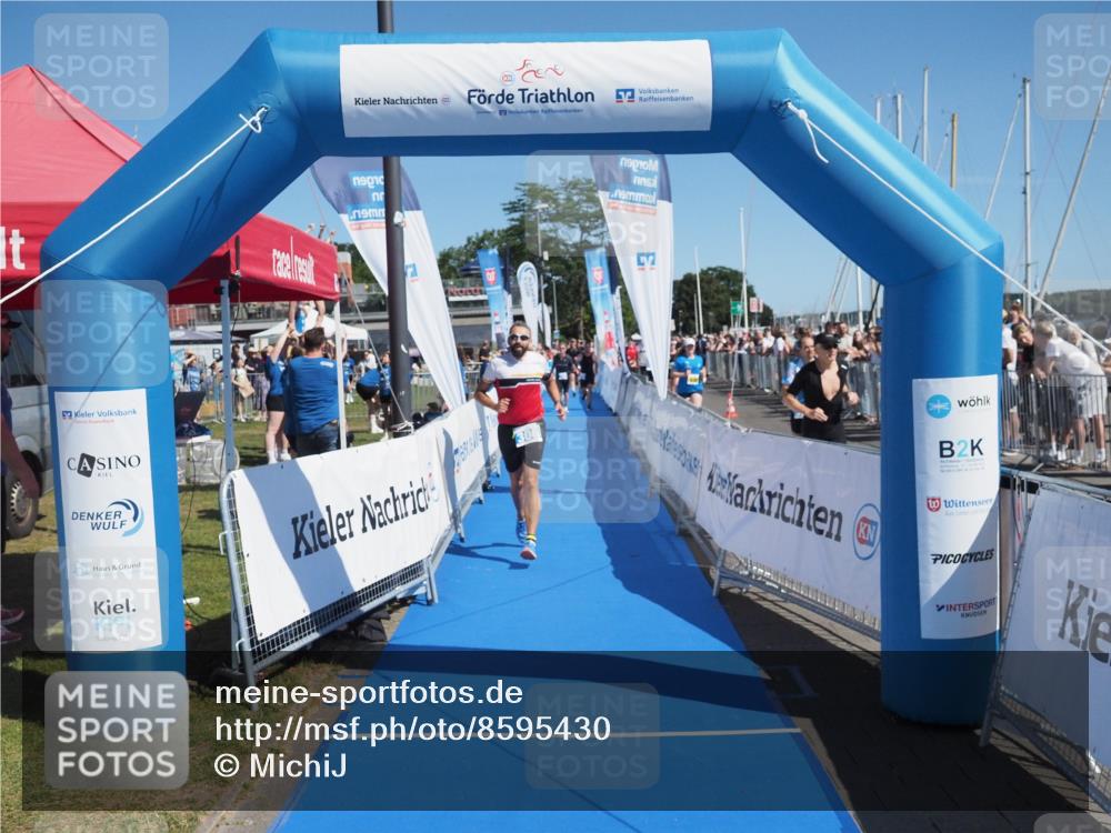 17.08.2025 - KN Förde Triathlon 2025 MichiJ http://msf.ph/oto/8595430 17.08.2025 12:04:32 Laufen 306 meine-sportfotos.de