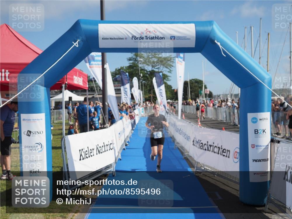 17.08.2025 - KN Förde Triathlon 2025 MichiJ http://msf.ph/oto/8595496 17.08.2025 10:39:33 Laufen 244 meine-sportfotos.de