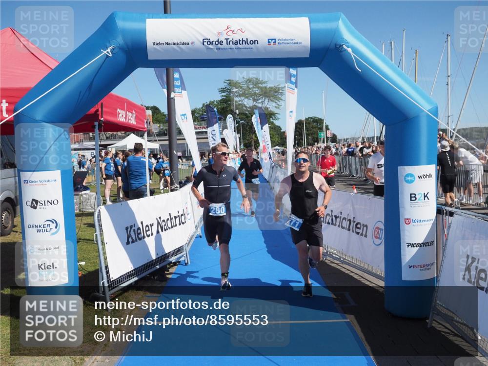 17.08.2025 - KN Förde Triathlon 2025 MichiJ http://msf.ph/oto/8595553 17.08.2025 12:04:38 Laufen 271, 280, 295, 306, 309 meine-sportfotos.de