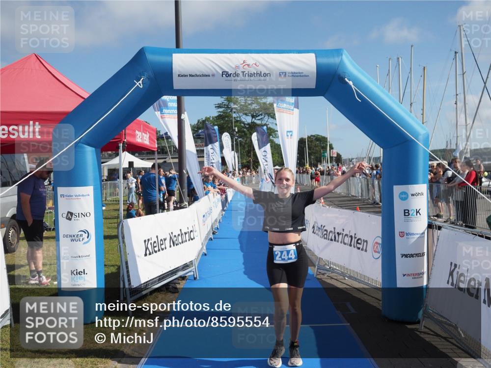 17.08.2025 - KN Förde Triathlon 2025 MichiJ http://msf.ph/oto/8595554 17.08.2025 10:39:35 Laufen 244 meine-sportfotos.de