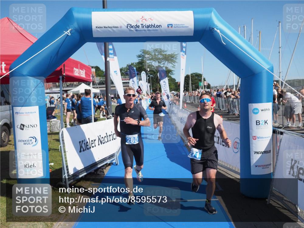17.08.2025 - KN Förde Triathlon 2025 MichiJ http://msf.ph/oto/8595573 17.08.2025 12:04:38 Laufen 271, 280, 295, 306, 309 meine-sportfotos.de