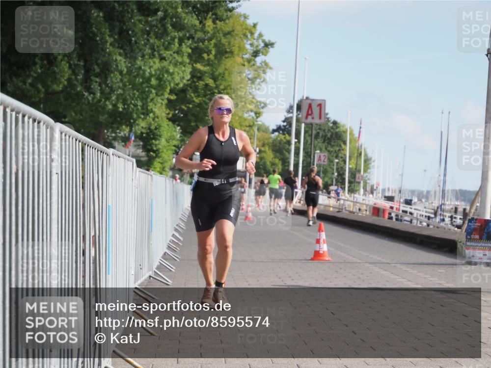 17.08.2025 - KN Förde Triathlon 2025 KatJ http://msf.ph/oto/8595574 17.08.2025 10:24:33 Laufen 183 meine-sportfotos.de