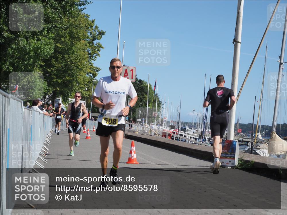 17.08.2025 - KN Förde Triathlon 2025 KatJ http://msf.ph/oto/8595578 17.08.2025 11:43:22 Laufen 296, 608 meine-sportfotos.de