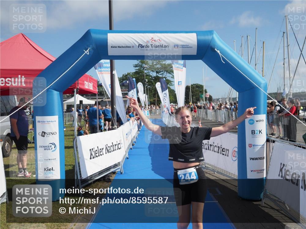 17.08.2025 - KN Förde Triathlon 2025 MichiJ http://msf.ph/oto/8595587 17.08.2025 10:39:36 Laufen 244 meine-sportfotos.de