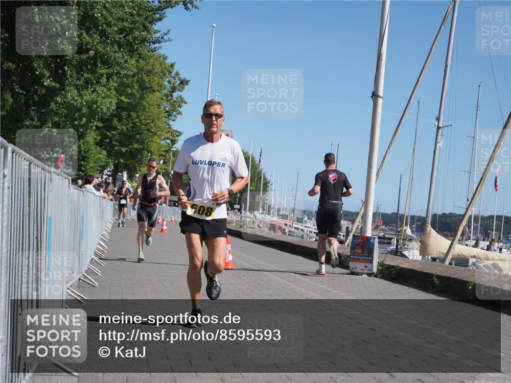 17.08.2025 - KN Förde Triathlon 2025 KatJ http://msf.ph/oto/8595593 17.08.2025 11:43:22 Laufen 296, 608 meine-sportfotos.de