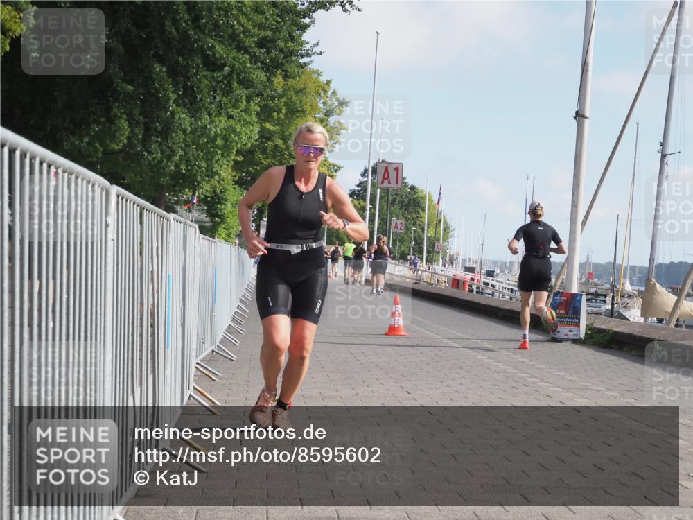 17.08.2025 - KN Förde Triathlon 2025 KatJ http://msf.ph/oto/8595602 17.08.2025 10:24:34 Laufen 183 meine-sportfotos.de