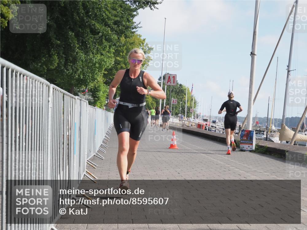 17.08.2025 - KN Förde Triathlon 2025 KatJ http://msf.ph/oto/8595607 17.08.2025 10:24:34 Laufen 183 meine-sportfotos.de