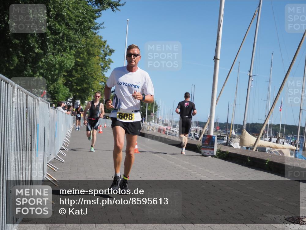 17.08.2025 - KN Förde Triathlon 2025 KatJ http://msf.ph/oto/8595613 17.08.2025 11:43:23 Laufen 296, 608 meine-sportfotos.de