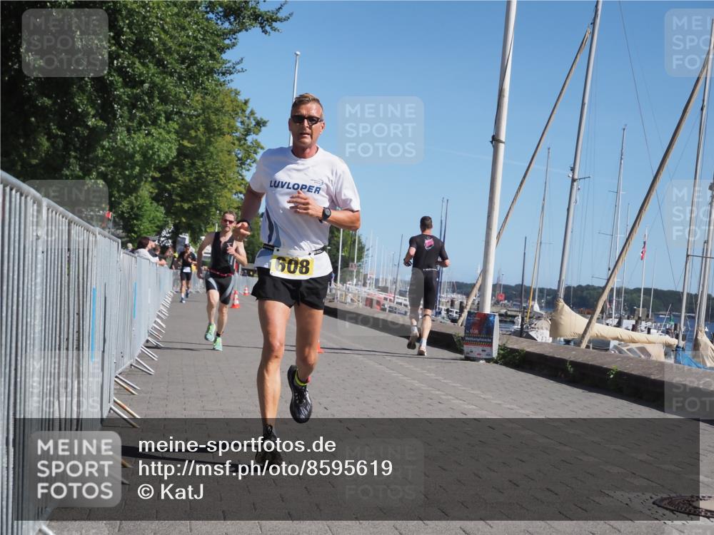 17.08.2025 - KN Förde Triathlon 2025 KatJ http://msf.ph/oto/8595619 17.08.2025 11:43:23 Laufen 296, 608 meine-sportfotos.de