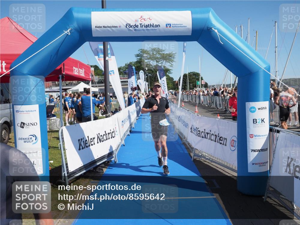 17.08.2025 - KN Förde Triathlon 2025 MichiJ http://msf.ph/oto/8595642 17.08.2025 12:04:40 Laufen 271, 280, 295, 309 meine-sportfotos.de