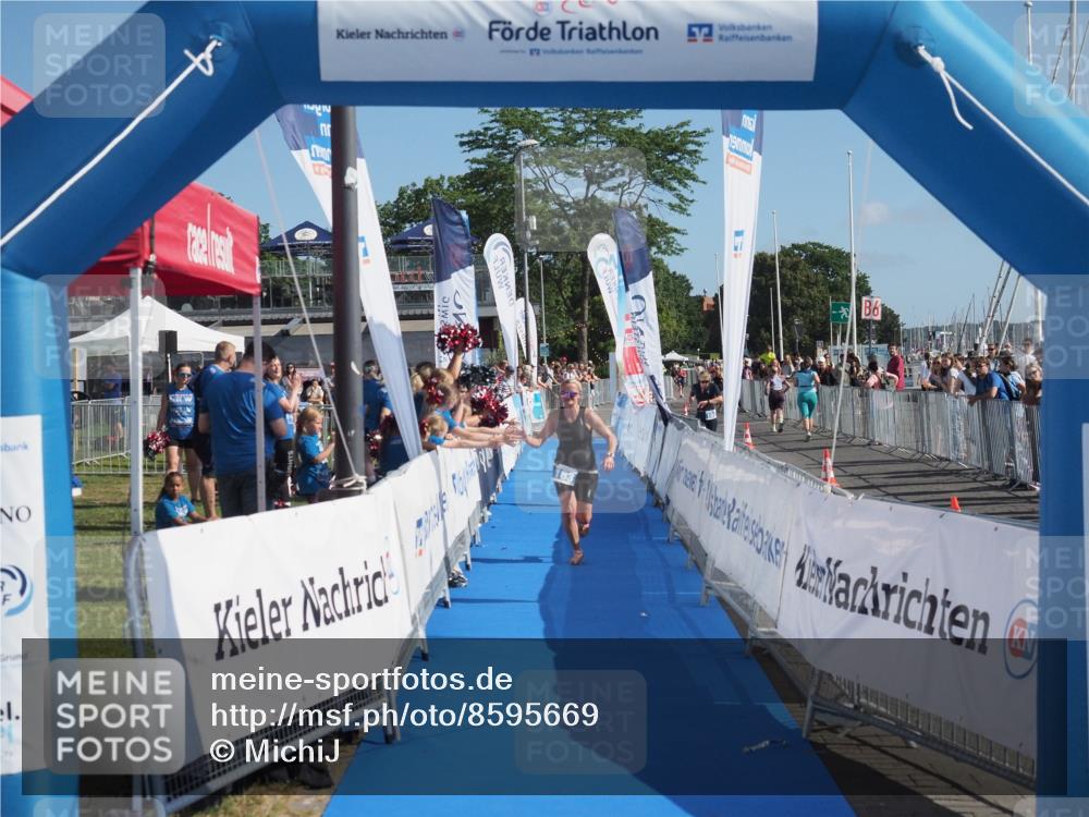 17.08.2025 - KN Förde Triathlon 2025 MichiJ http://msf.ph/oto/8595669 17.08.2025 10:39:52 Laufen 183 meine-sportfotos.de