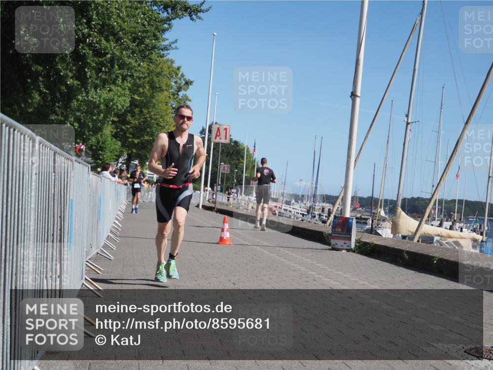 17.08.2025 - KN Förde Triathlon 2025 KatJ http://msf.ph/oto/8595681 17.08.2025 11:43:25 Laufen 296, 608 meine-sportfotos.de