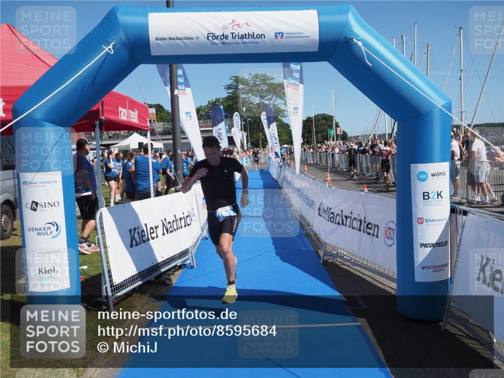 17.08.2025 - KN Förde Triathlon 2025 MichiJ http://msf.ph/oto/8595684 17.08.2025 12:04:43 Laufen 271, 280, 295, 309 meine-sportfotos.de
