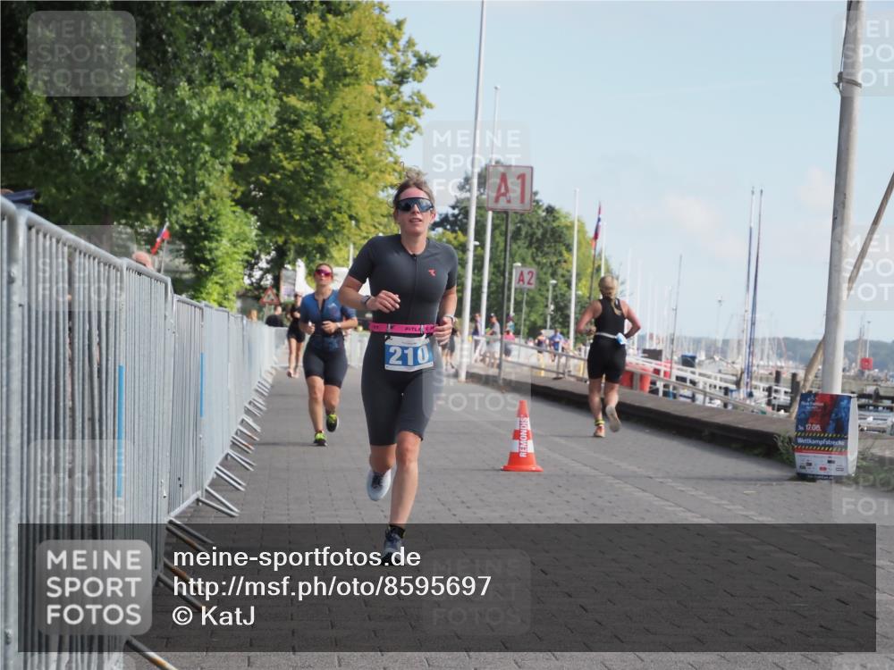 17.08.2025 - KN Förde Triathlon 2025 KatJ http://msf.ph/oto/8595697 17.08.2025 10:24:47 Laufen 210, 234 meine-sportfotos.de
