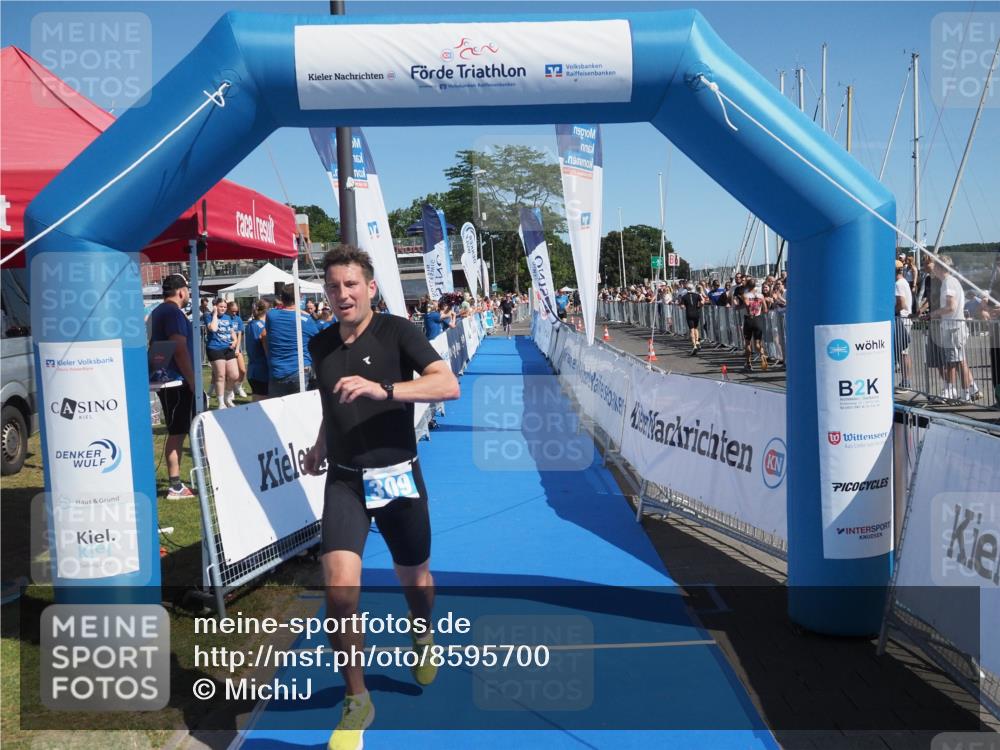 17.08.2025 - KN Förde Triathlon 2025 MichiJ http://msf.ph/oto/8595700 17.08.2025 12:04:43 Laufen 271, 280, 295, 309 meine-sportfotos.de