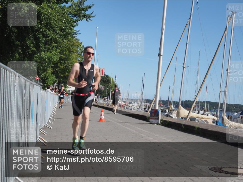 17.08.2025 - KN Förde Triathlon 2025 KatJ http://msf.ph/oto/8595706 17.08.2025 11:43:26 Laufen 296, 608 meine-sportfotos.de
