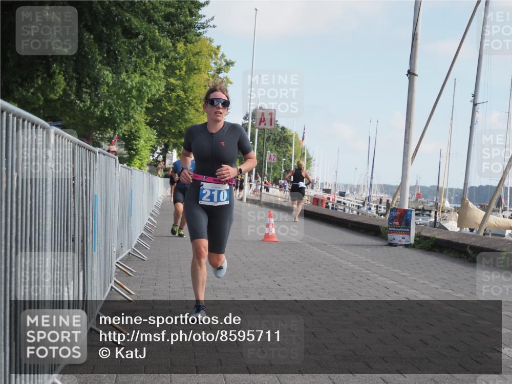 17.08.2025 - KN Förde Triathlon 2025 KatJ http://msf.ph/oto/8595711 17.08.2025 10:24:48 Laufen 210, 234 meine-sportfotos.de