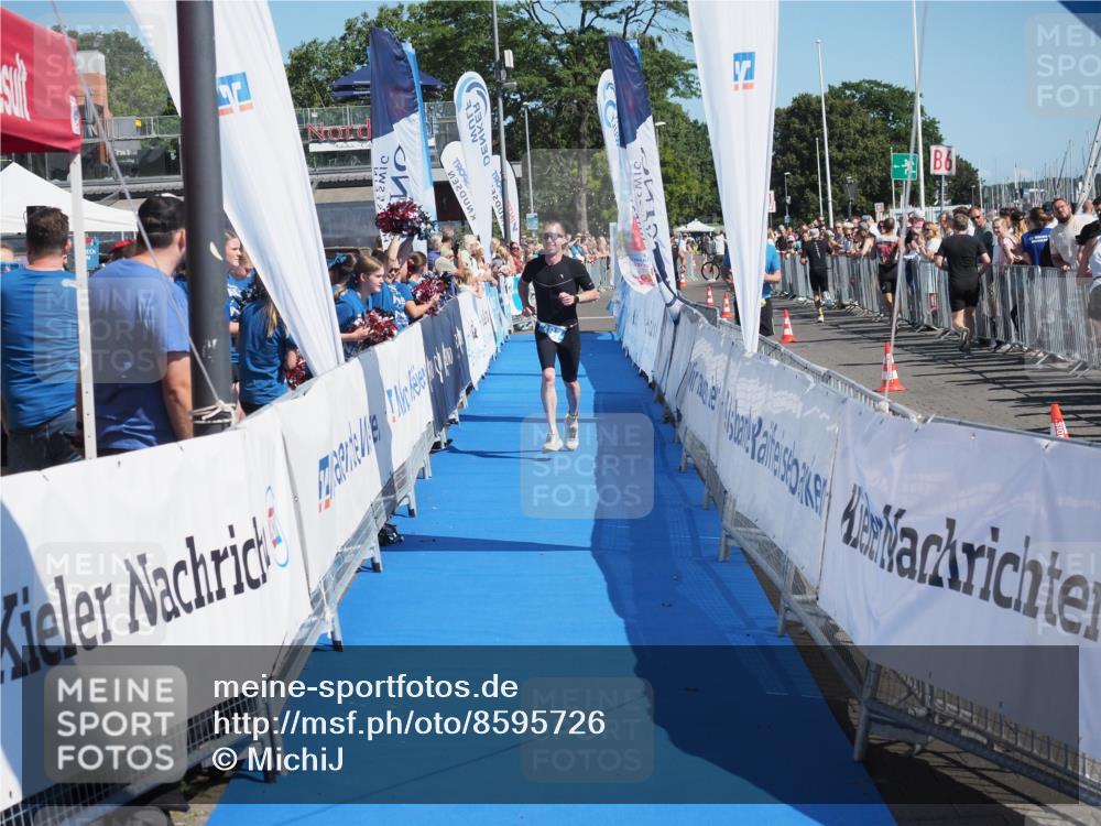 17.08.2025 - KN Förde Triathlon 2025 MichiJ http://msf.ph/oto/8595726 17.08.2025 12:04:48 Laufen 309, 387 meine-sportfotos.de