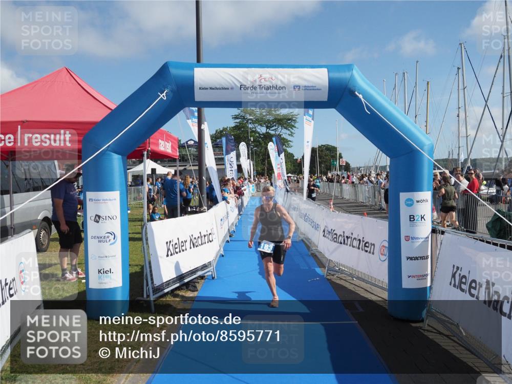 17.08.2025 - KN Förde Triathlon 2025 MichiJ http://msf.ph/oto/8595771 17.08.2025 10:39:55 Laufen 183 meine-sportfotos.de