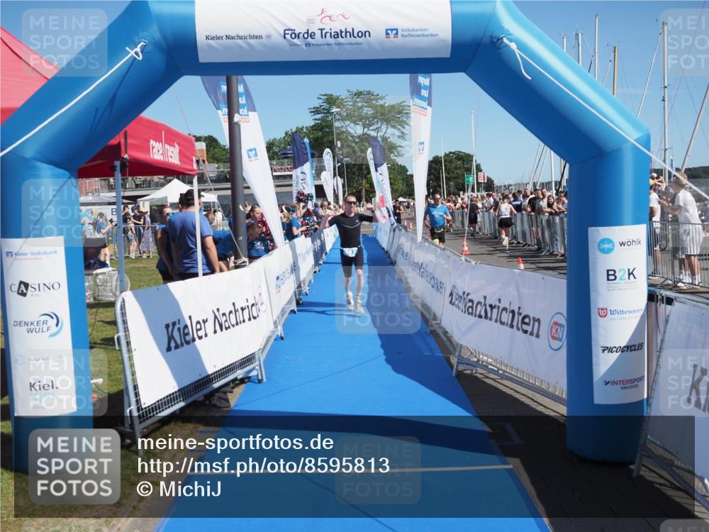 17.08.2025 - KN Förde Triathlon 2025 MichiJ http://msf.ph/oto/8595813 17.08.2025 12:04:50 Laufen 387 meine-sportfotos.de