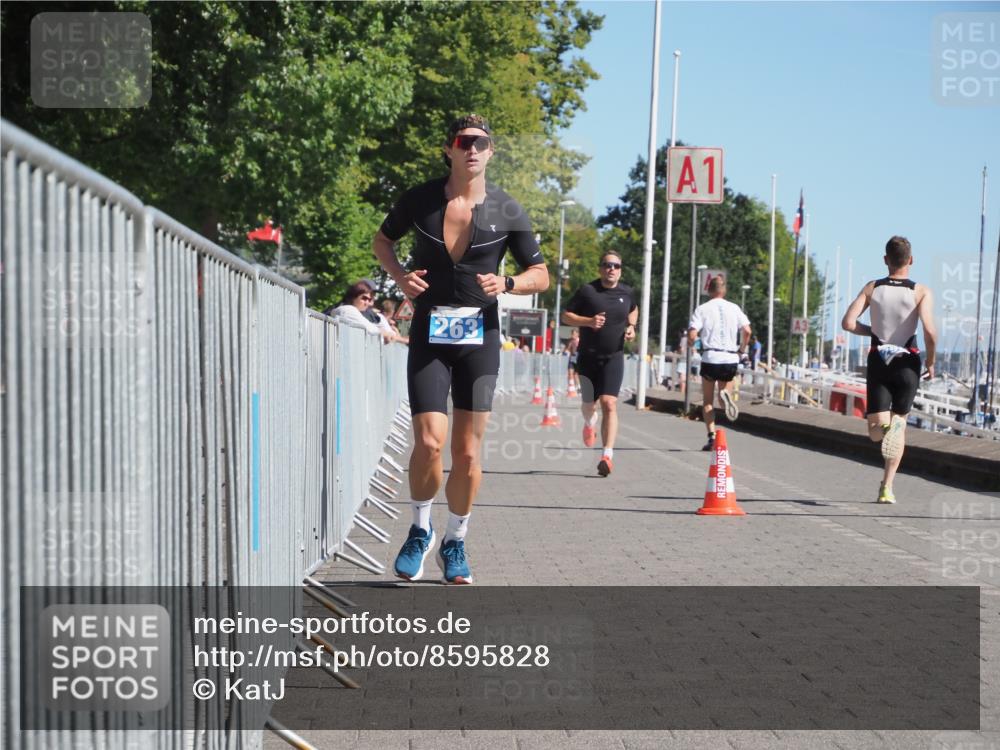 17.08.2025 - KN Förde Triathlon 2025 KatJ http://msf.ph/oto/8595828 17.08.2025 11:43:34 Laufen 263, 281 meine-sportfotos.de