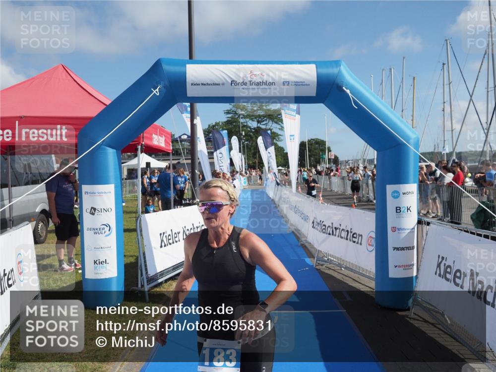 17.08.2025 - KN Förde Triathlon 2025 MichiJ http://msf.ph/oto/8595831 17.08.2025 10:39:57 Laufen 183 meine-sportfotos.de