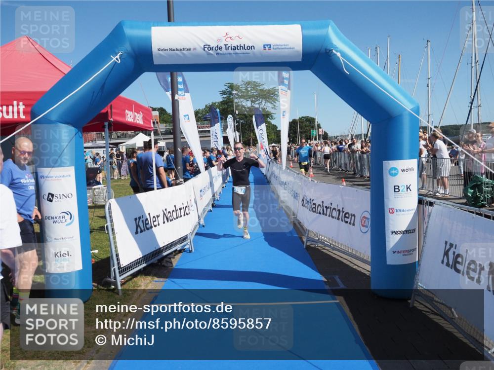 17.08.2025 - KN Förde Triathlon 2025 MichiJ http://msf.ph/oto/8595857 17.08.2025 12:04:51 Laufen 387 meine-sportfotos.de