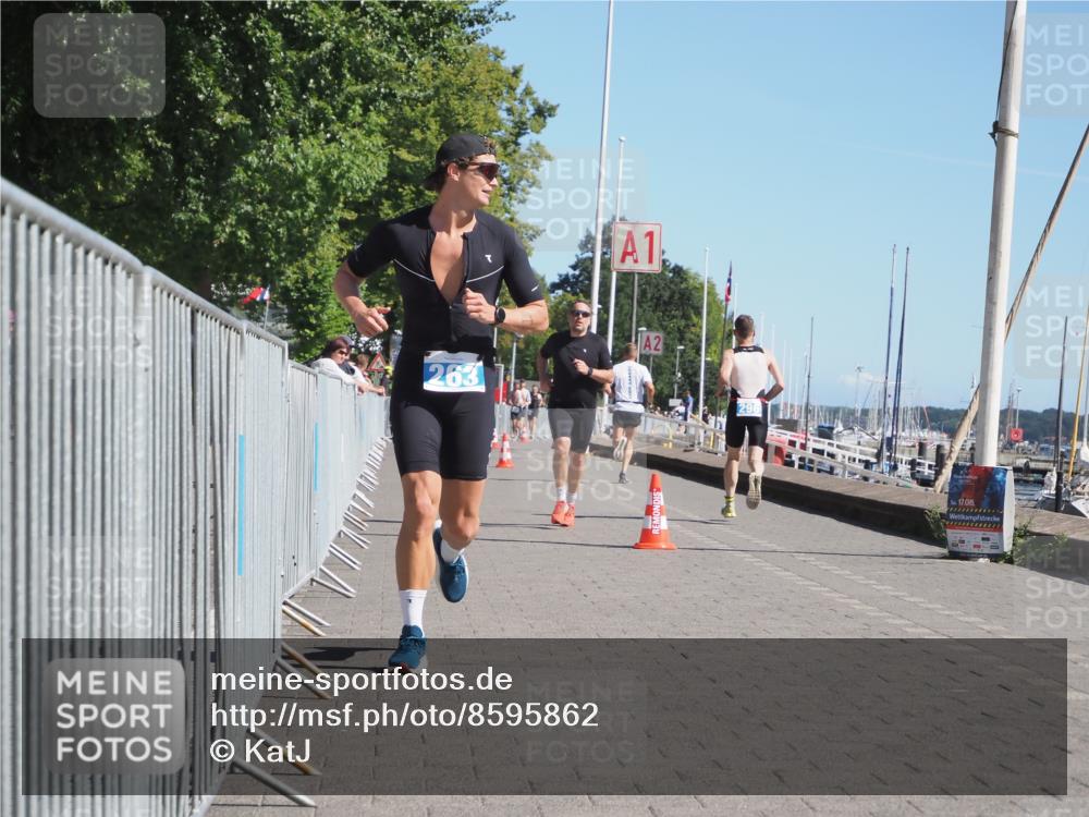 17.08.2025 - KN Förde Triathlon 2025 KatJ http://msf.ph/oto/8595862 17.08.2025 11:43:35 Laufen 263, 281 meine-sportfotos.de