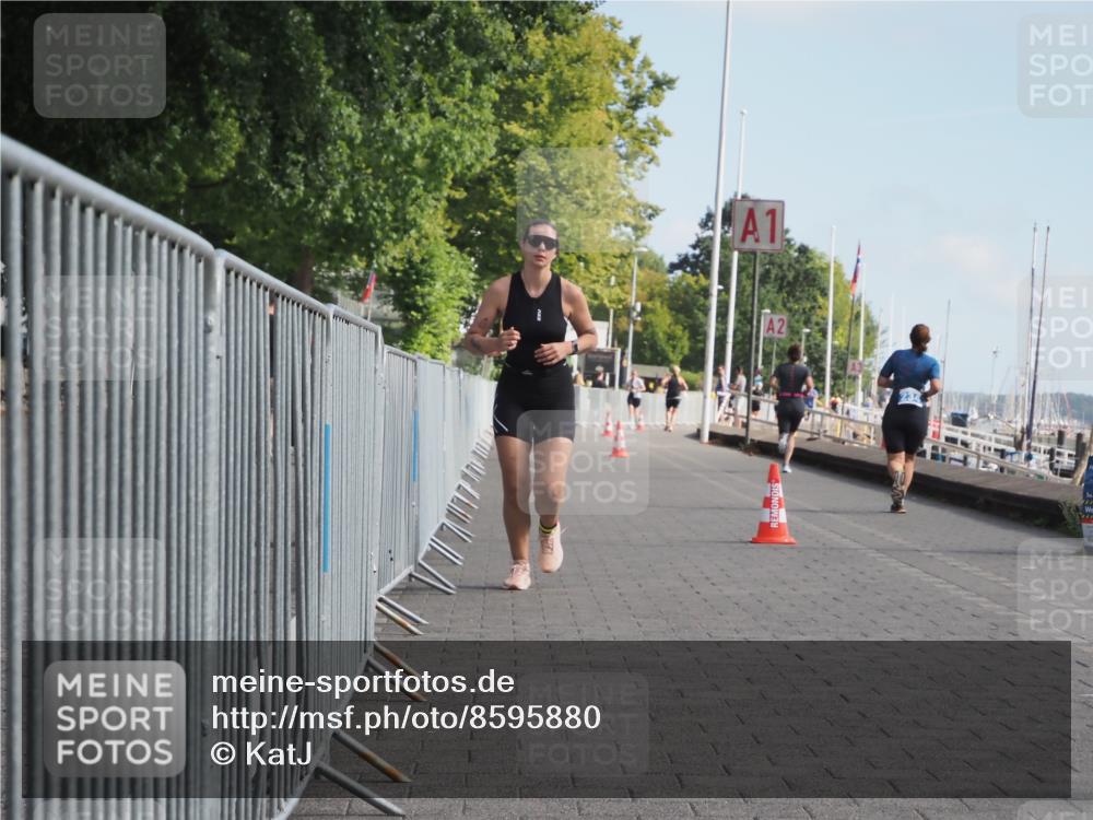 17.08.2025 - KN Förde Triathlon 2025 KatJ http://msf.ph/oto/8595880 17.08.2025 10:25:03 Laufen 128, 248 meine-sportfotos.de