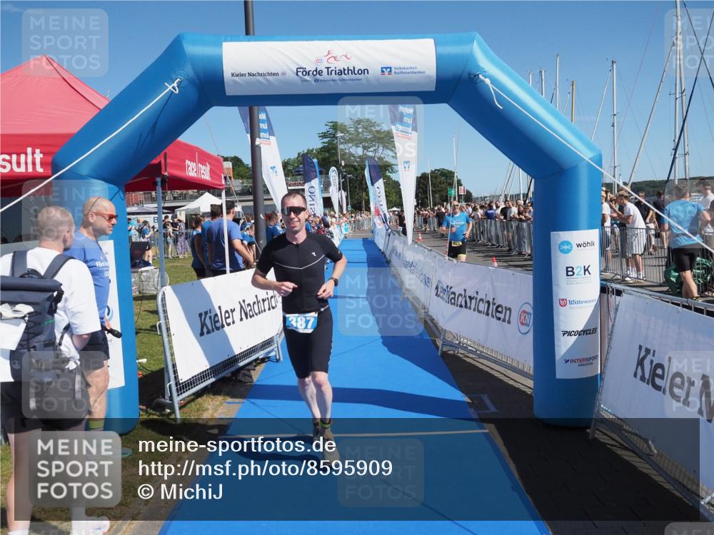17.08.2025 - KN Förde Triathlon 2025 MichiJ http://msf.ph/oto/8595909 17.08.2025 12:04:52 Laufen 387 meine-sportfotos.de