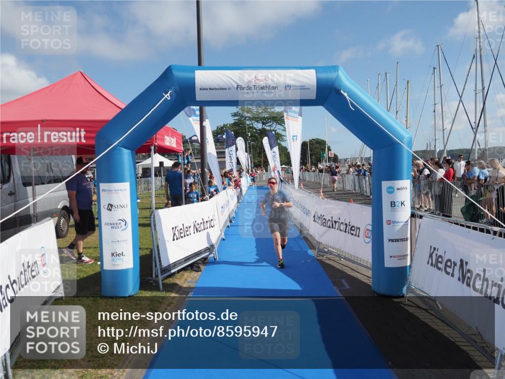 17.08.2025 - KN Förde Triathlon 2025 MichiJ http://msf.ph/oto/8595947 17.08.2025 10:40:12 Laufen 234 meine-sportfotos.de