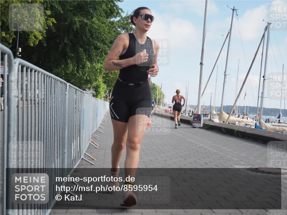 17.08.2025 - KN Förde Triathlon 2025 KatJ http://msf.ph/oto/8595954 17.08.2025 10:25:07 Laufen 200, 248 meine-sportfotos.de