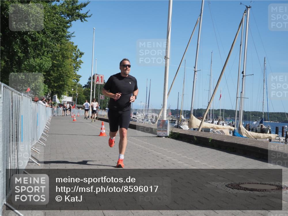 17.08.2025 - KN Förde Triathlon 2025 KatJ http://msf.ph/oto/8596017 17.08.2025 11:43:39 Laufen 263, 281 meine-sportfotos.de