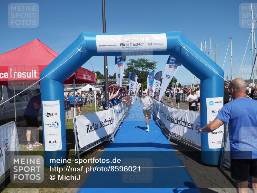 17.08.2025 - KN Förde Triathlon 2025 MichiJ http://msf.ph/oto/8596021 17.08.2025 13:57:52 Laufen 529 meine-sportfotos.de