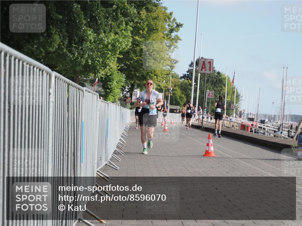 17.08.2025 - KN Förde Triathlon 2025 KatJ http://msf.ph/oto/8596070 17.08.2025 10:25:30 Laufen 242 meine-sportfotos.de