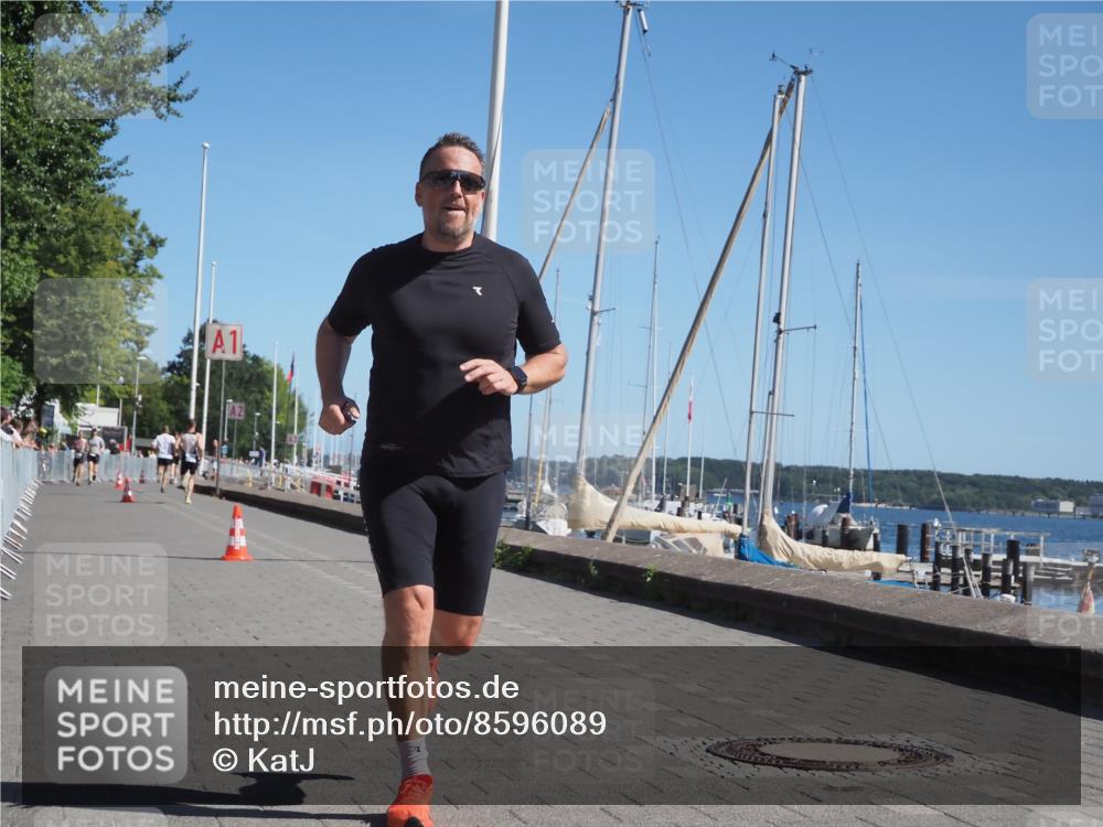 17.08.2025 - KN Förde Triathlon 2025 KatJ http://msf.ph/oto/8596089 17.08.2025 11:43:40 Laufen 263, 281 meine-sportfotos.de