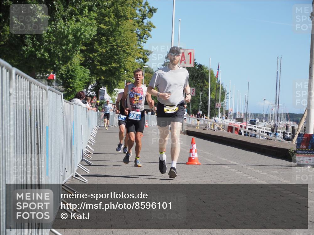 17.08.2025 - KN Förde Triathlon 2025 KatJ http://msf.ph/oto/8596101 17.08.2025 11:43:55 Laufen 271, 284, 643 meine-sportfotos.de