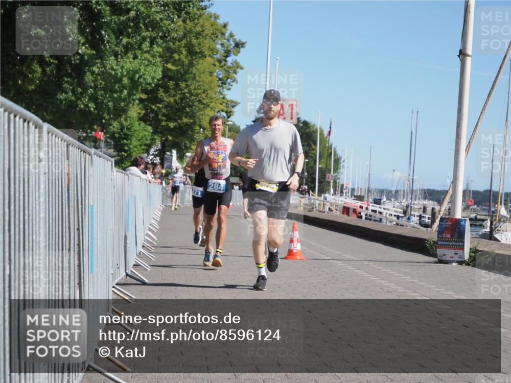 17.08.2025 - KN Förde Triathlon 2025 KatJ http://msf.ph/oto/8596124 17.08.2025 11:43:56 Laufen 271, 284, 643 meine-sportfotos.de