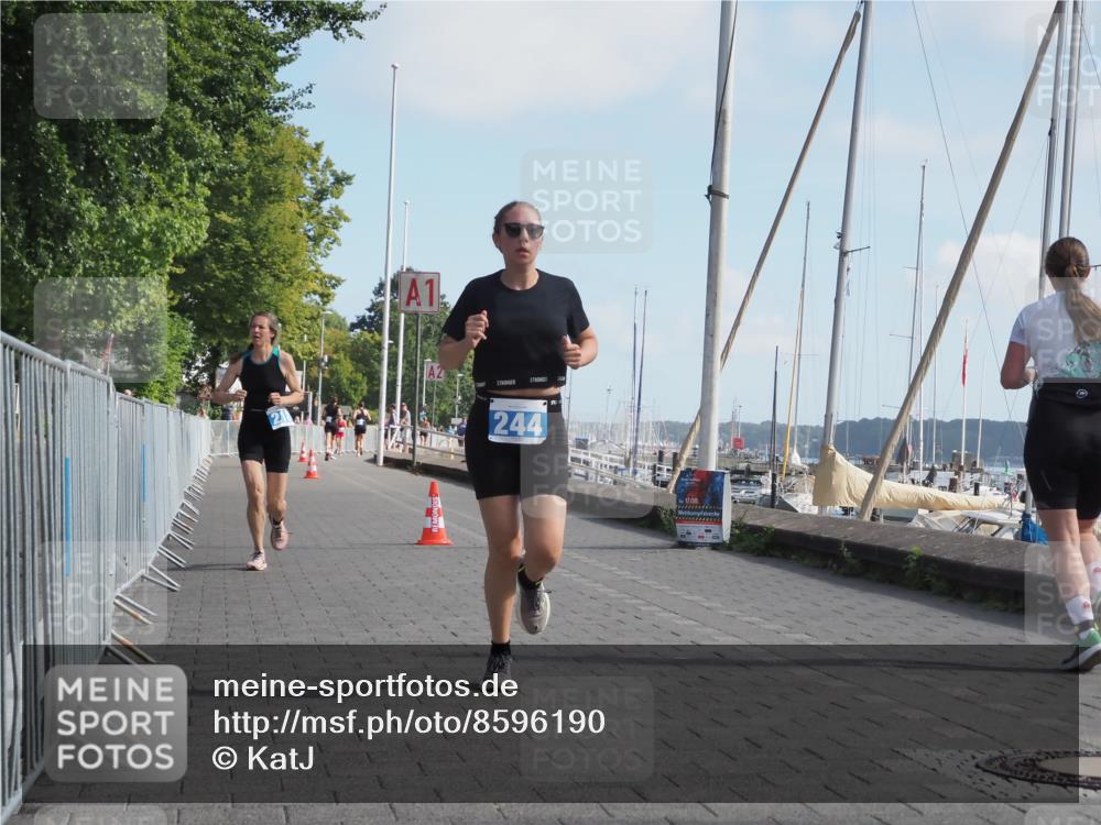 17.08.2025 - KN Förde Triathlon 2025 KatJ http://msf.ph/oto/8596190 17.08.2025 10:25:40 Laufen 218, 244 meine-sportfotos.de